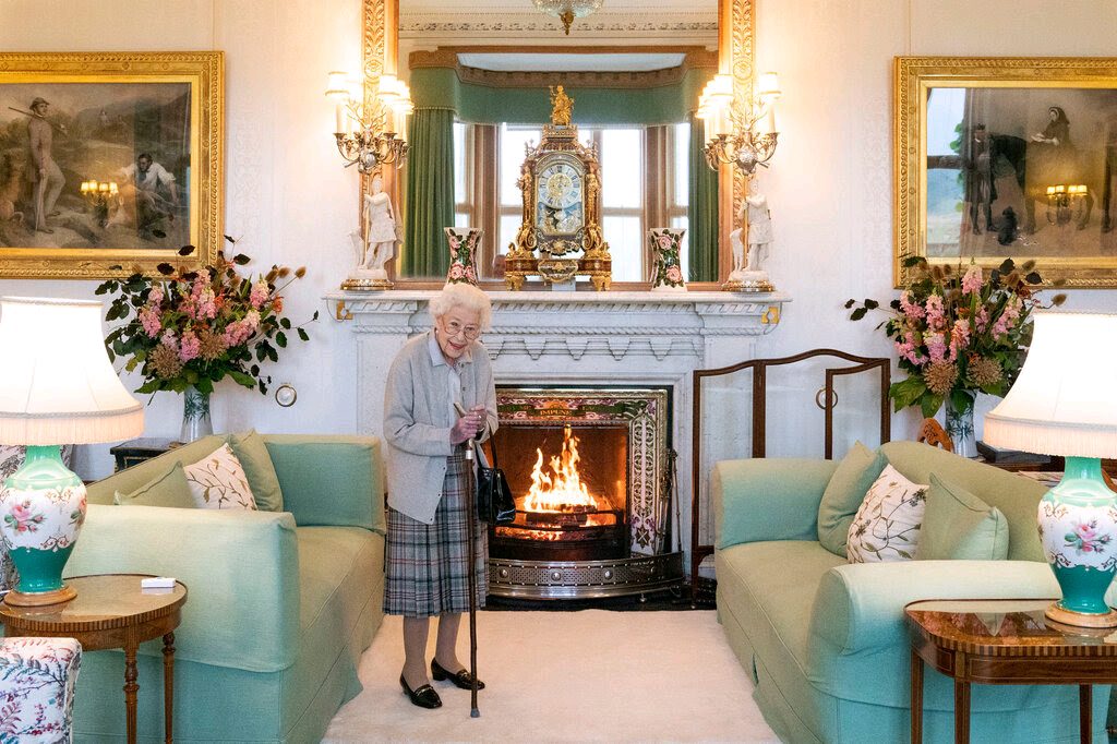 Breaking! Queen Elizabeth II Dies at Age 96